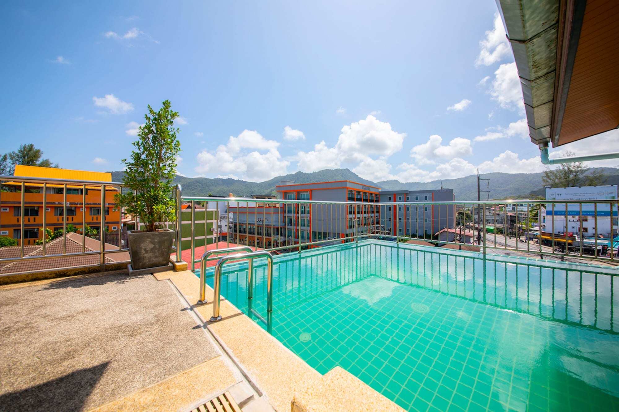 Kamala Cool Hotel Buitenkant foto